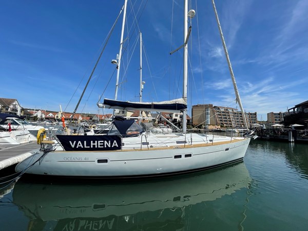 2002 Beneteau Oceanis 411 Celebration For Sale