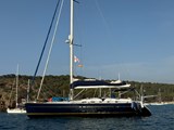 Beneteau Oceanis 523 - at anchor