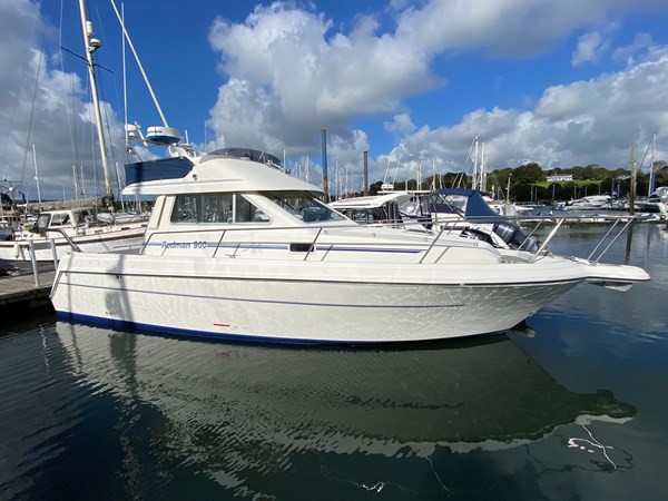 2001 Rodman 900 Flybridge
