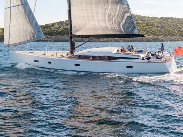 CNB76 Yacht
