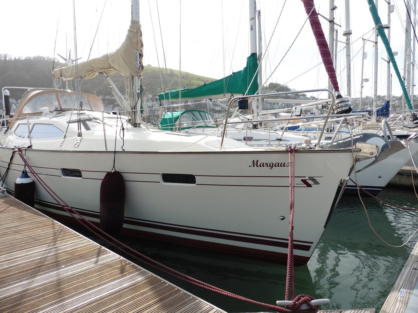 Starboard Bow of Southerly 110
