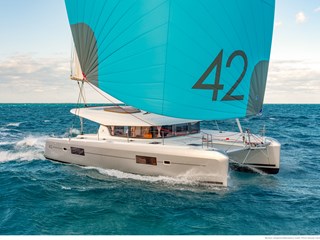 Lagoon 42
