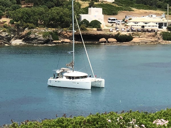 Lagoon 39- 2013- owners 3 cabin version