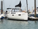 Starboard Bow of Beneteau Oceanis 41.1