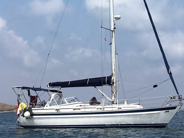Malo 39 afloat
