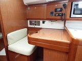 Beneteau Oceanis 40 Chart Table