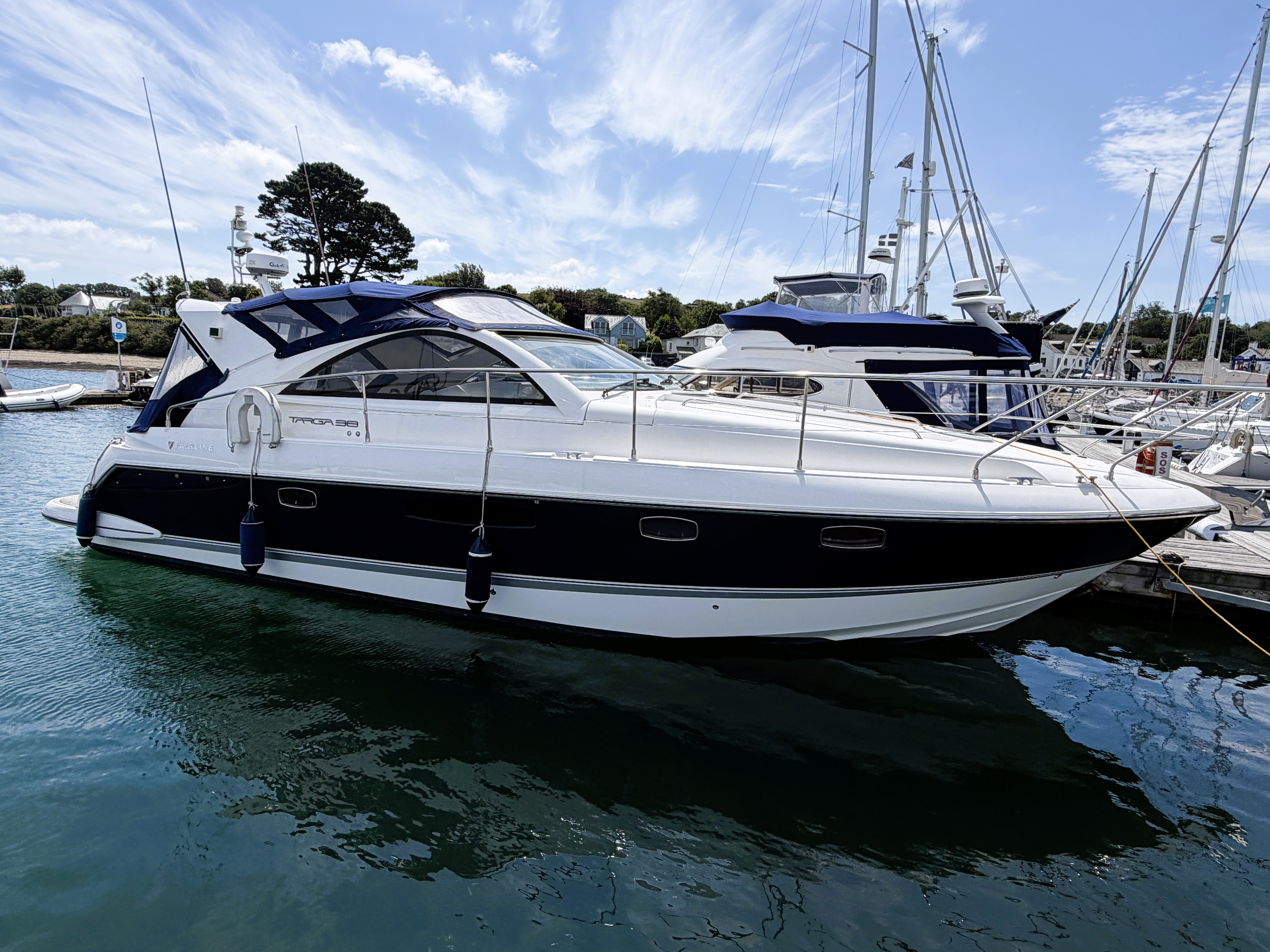 2011 Fairline Targa 38