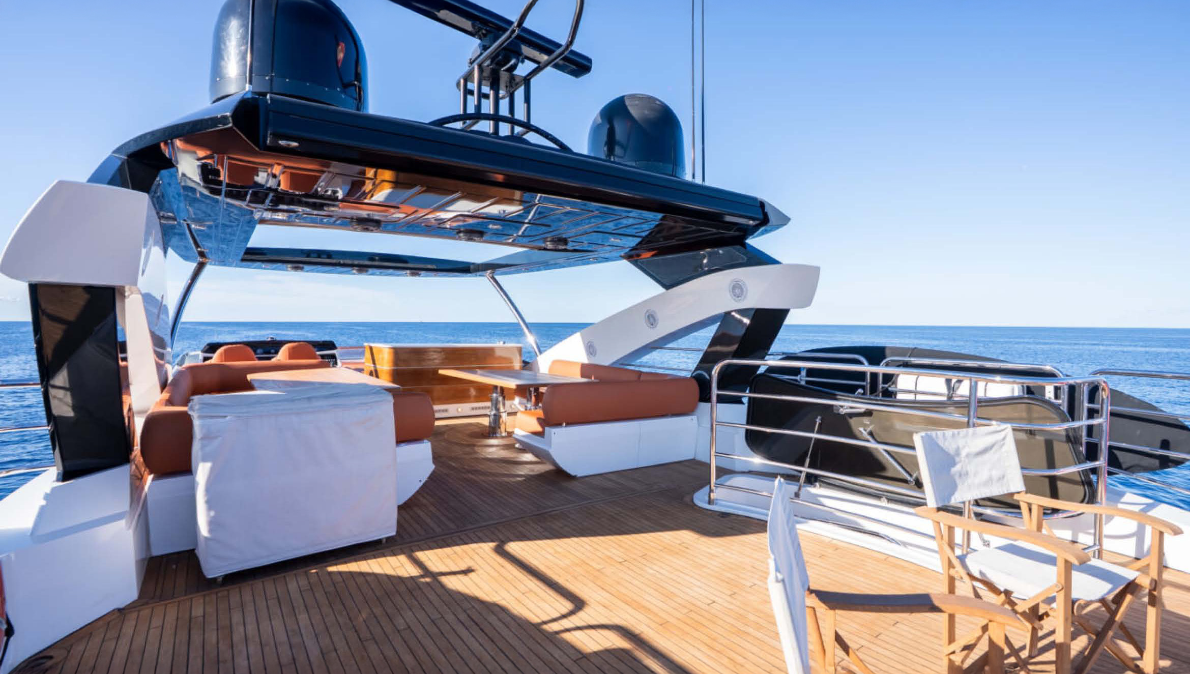 2015 Sunseeker 28 Metre Yacht for sale - flybridge