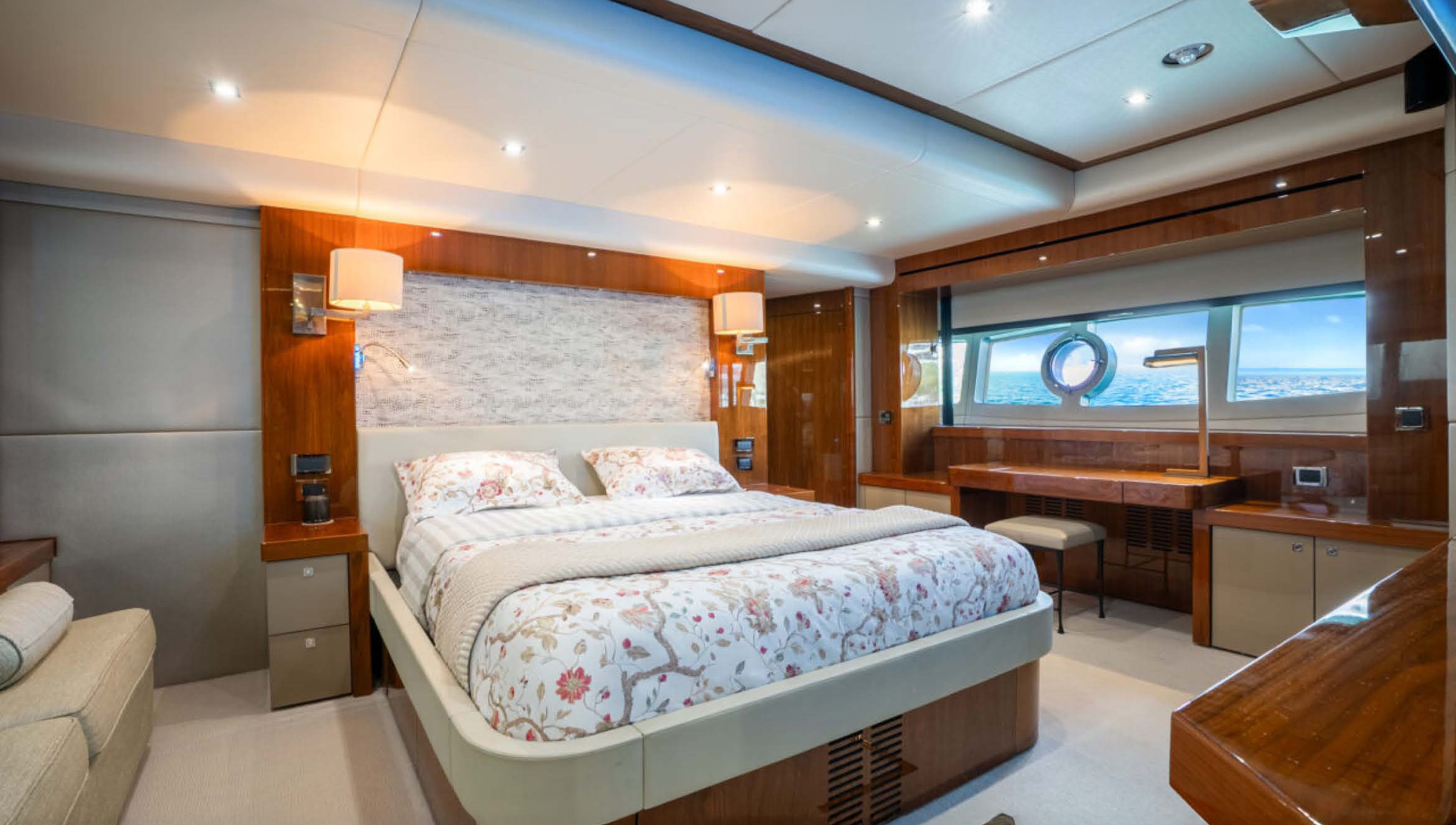 2015 Sunseeker 28 Metre Yacht for sale - owner