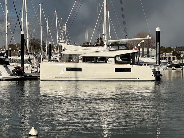 Lagoon 40 For sale