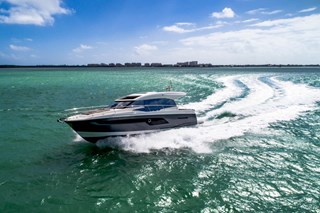 Prestige 520 S-Line, on the water, powerboat, for sale, 