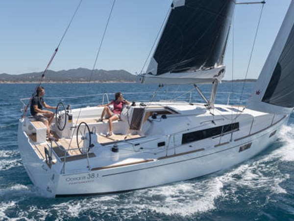 Beneteau Oceanis 38.1 under sail