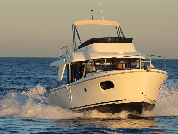 2020 Beneteau Swift Trawler 35