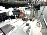 bluewater-476-aft-deck.jpg