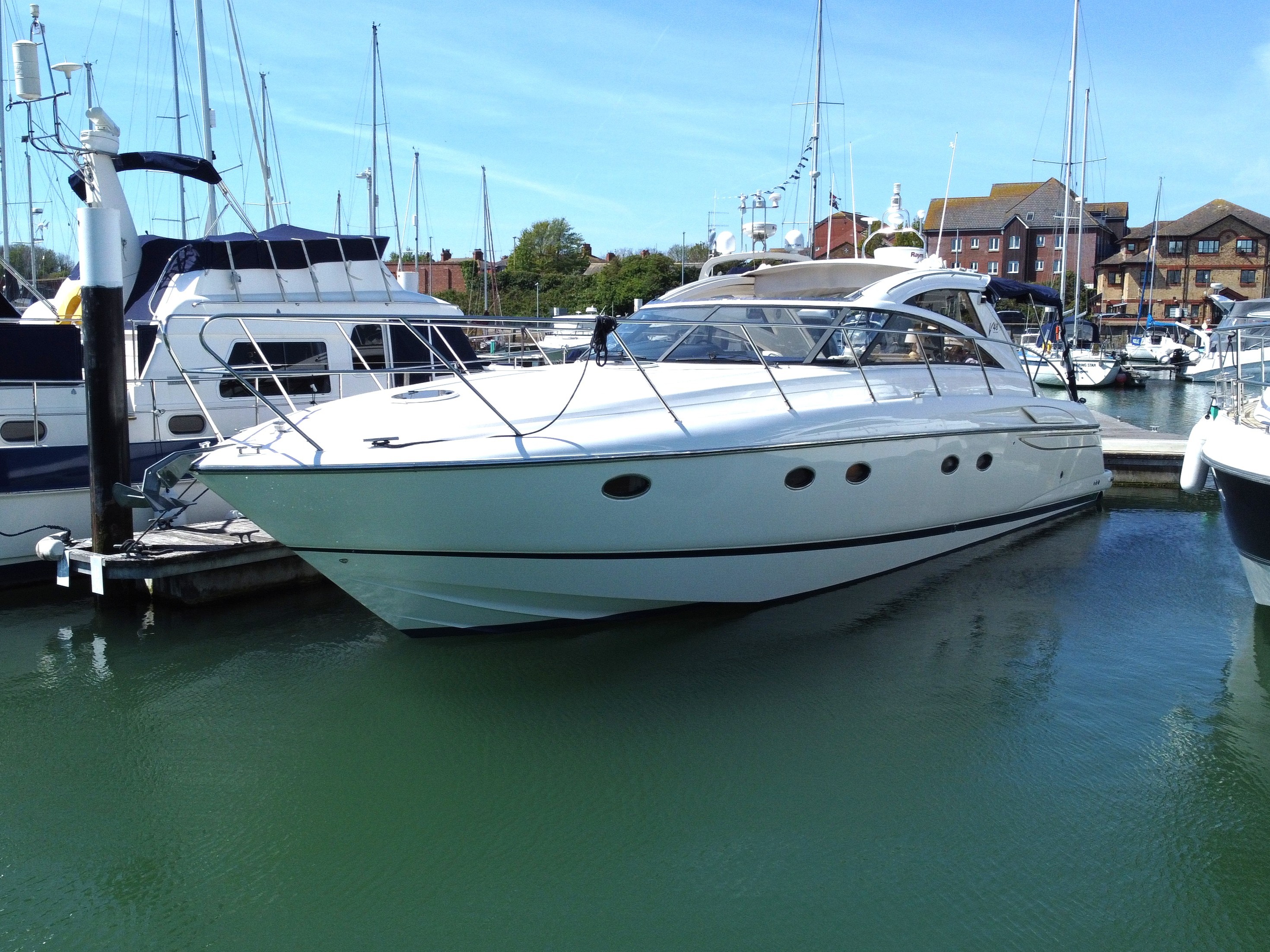 2006 Princess V48