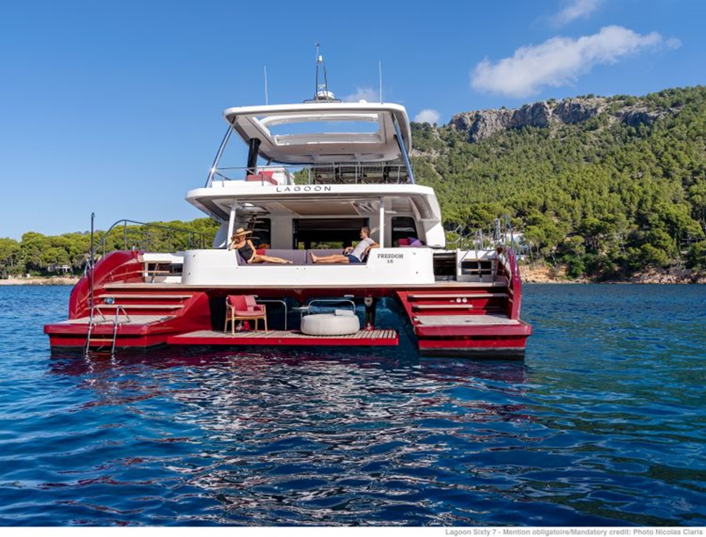 Lagoon Sixty 7 - bathing platform
