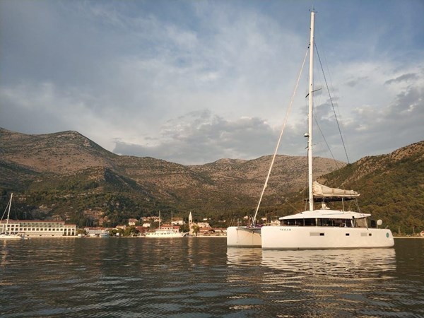 2015 Lagoon 52F