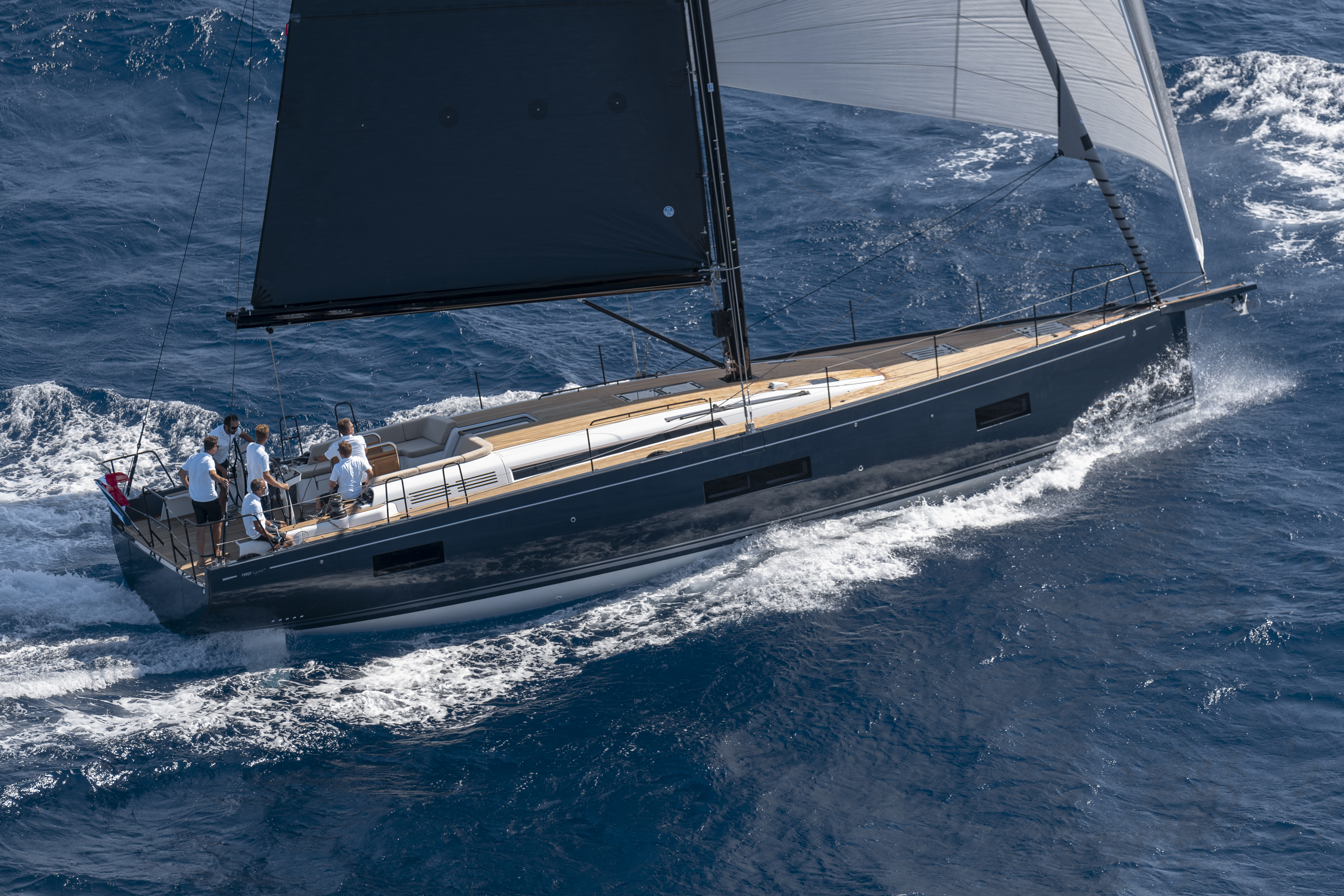 2025 Beneteau First 53