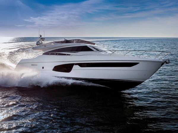 2017 Ferretti Yachts 650