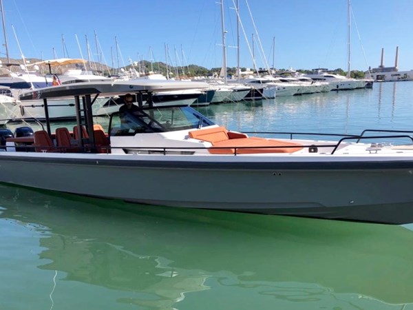 Axopar 37 Sun Top