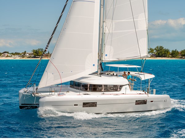 2020 Lagoon 42