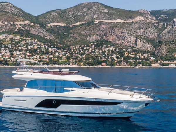 2019 Prestige 590