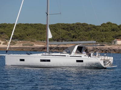 2024 Beneteau Oceanis Yacht 54