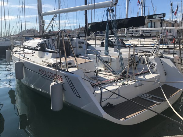 2011 Beneteau First 30
