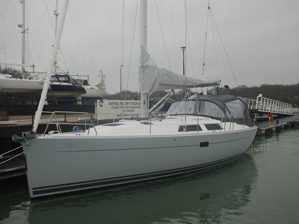 Hanse 400 - exterior