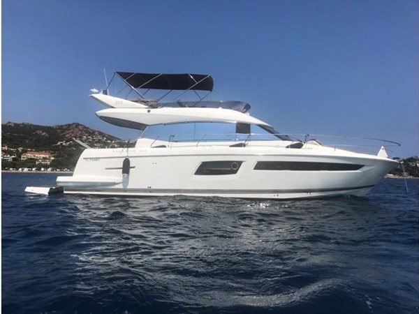 2017 Prestige 500 Flybridge