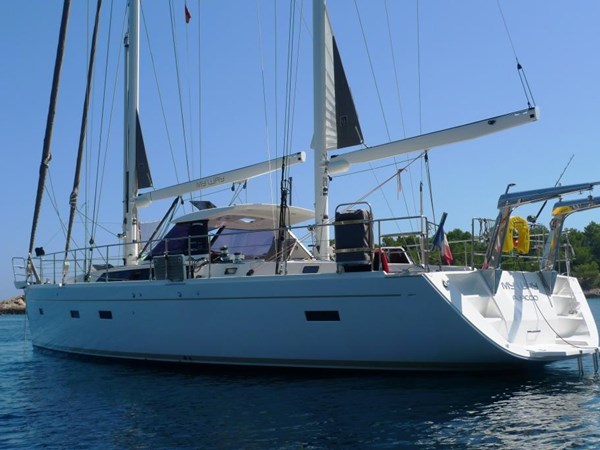 2012 Amel 55
