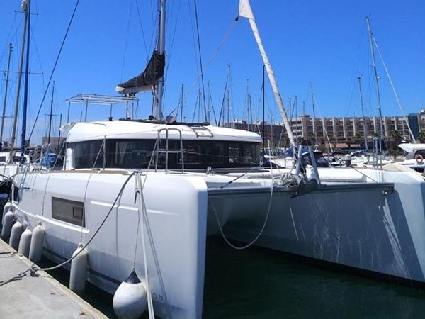 2018 Lagoon 40