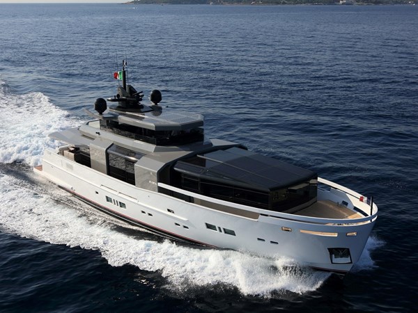 2017 Arcadia Yachts 100