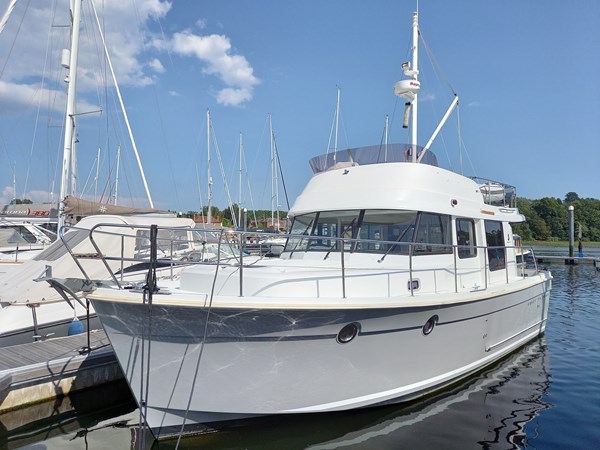2015 Beneteau Swift Trawler 34