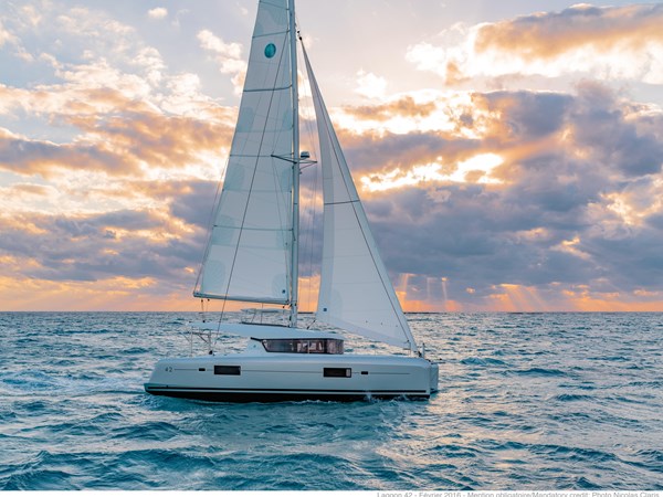 2019 Lagoon 42