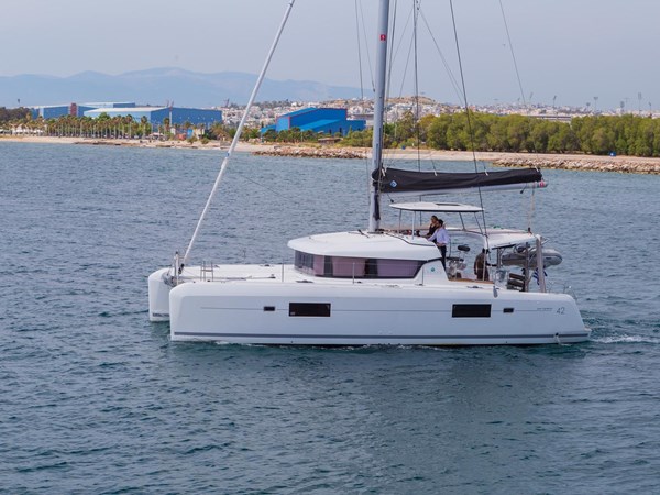 2017 Lagoon 42