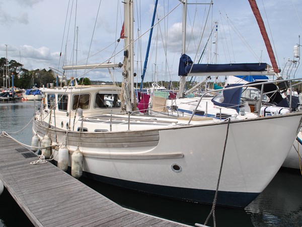 1990 Fisher 34