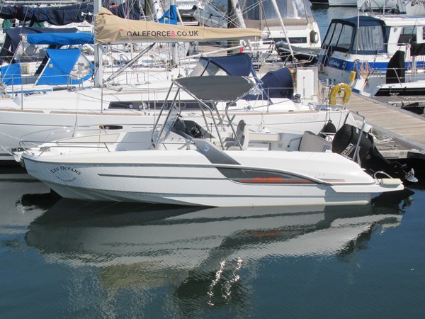 Beneteau Flyer 7.7 Spacedeck