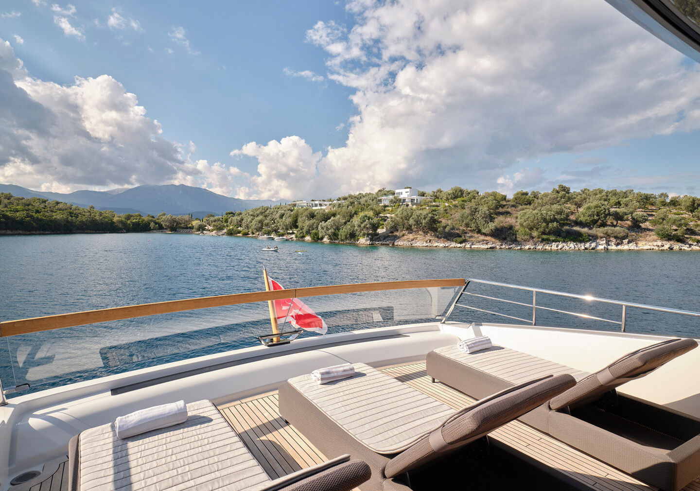 Sanlorenzo SX76 Flybridge