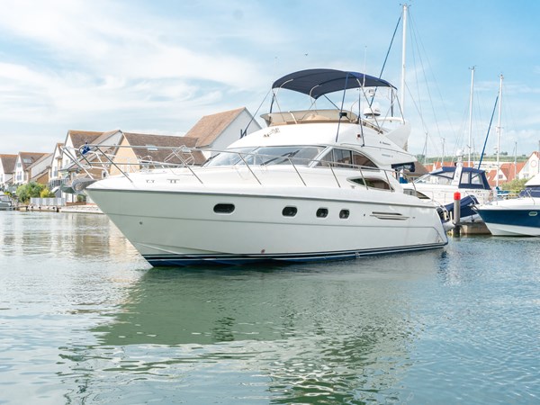 2000 Princess 45