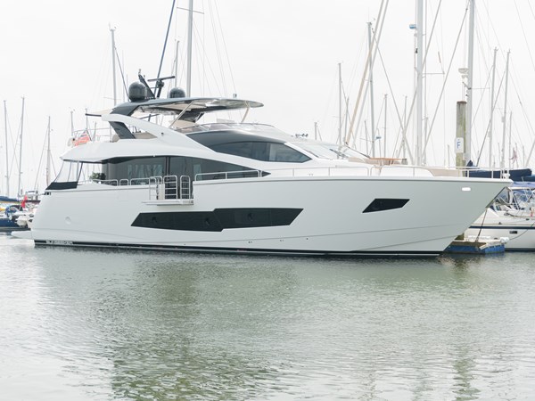 Sunseeker 86 Yacht For Sale