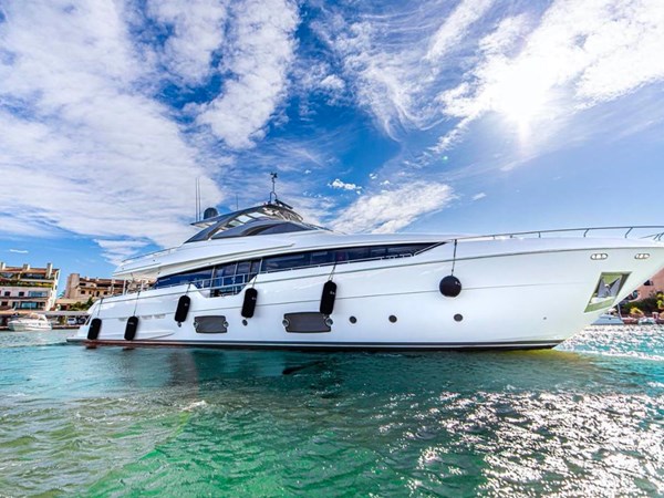 Ferretti 960 Main
