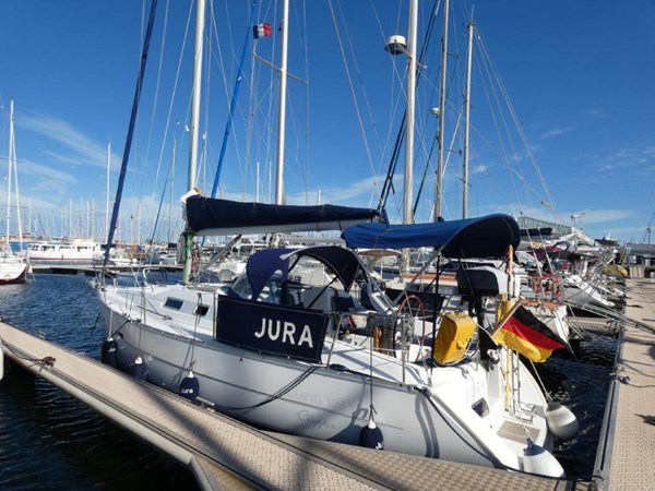 2007 Beneteau Oceanis 323