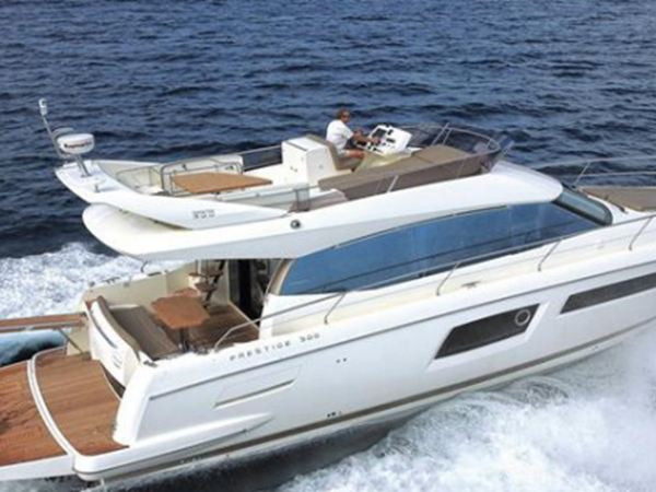 Prestige 500 flying