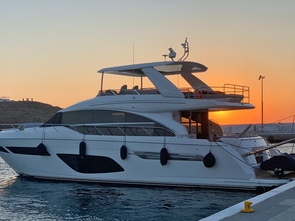 2019 Princess F70