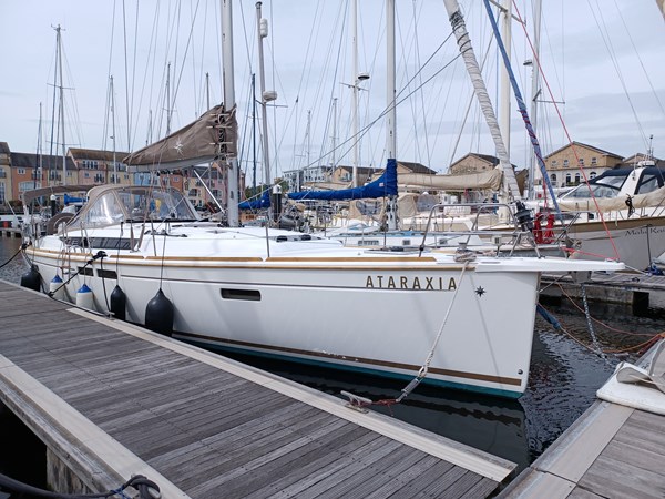 Jeanneau Sun Odyssey 479 starboard side