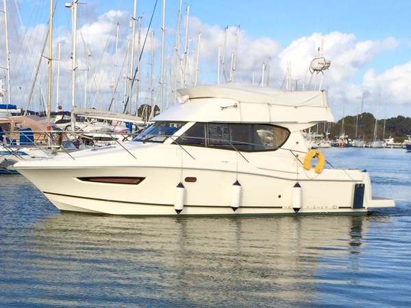 Jeanneau Merry Fisher 10