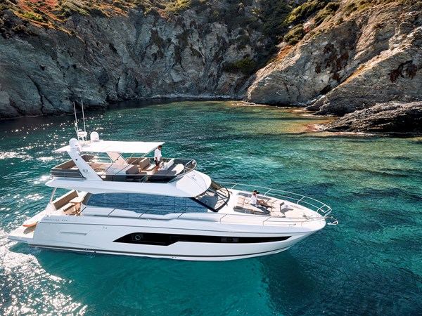 Prestige 630 brochure shot