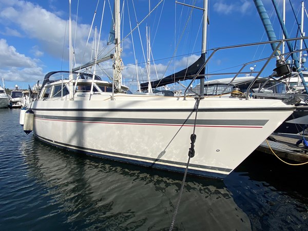 1989 Moody Eclipse 33
