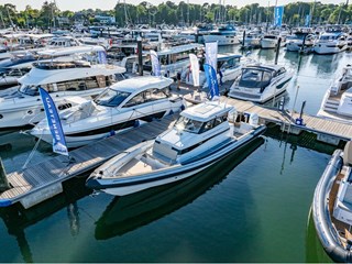 2023 Protector 380 Targa